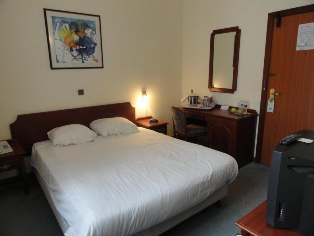 Hotel Cathedrale Tournai Quarto foto